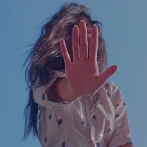 Meet your Posher, Steffi